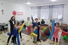 Giocando insieme i bambini ucraini possono dimenticare per un attimo la guerra. Cas